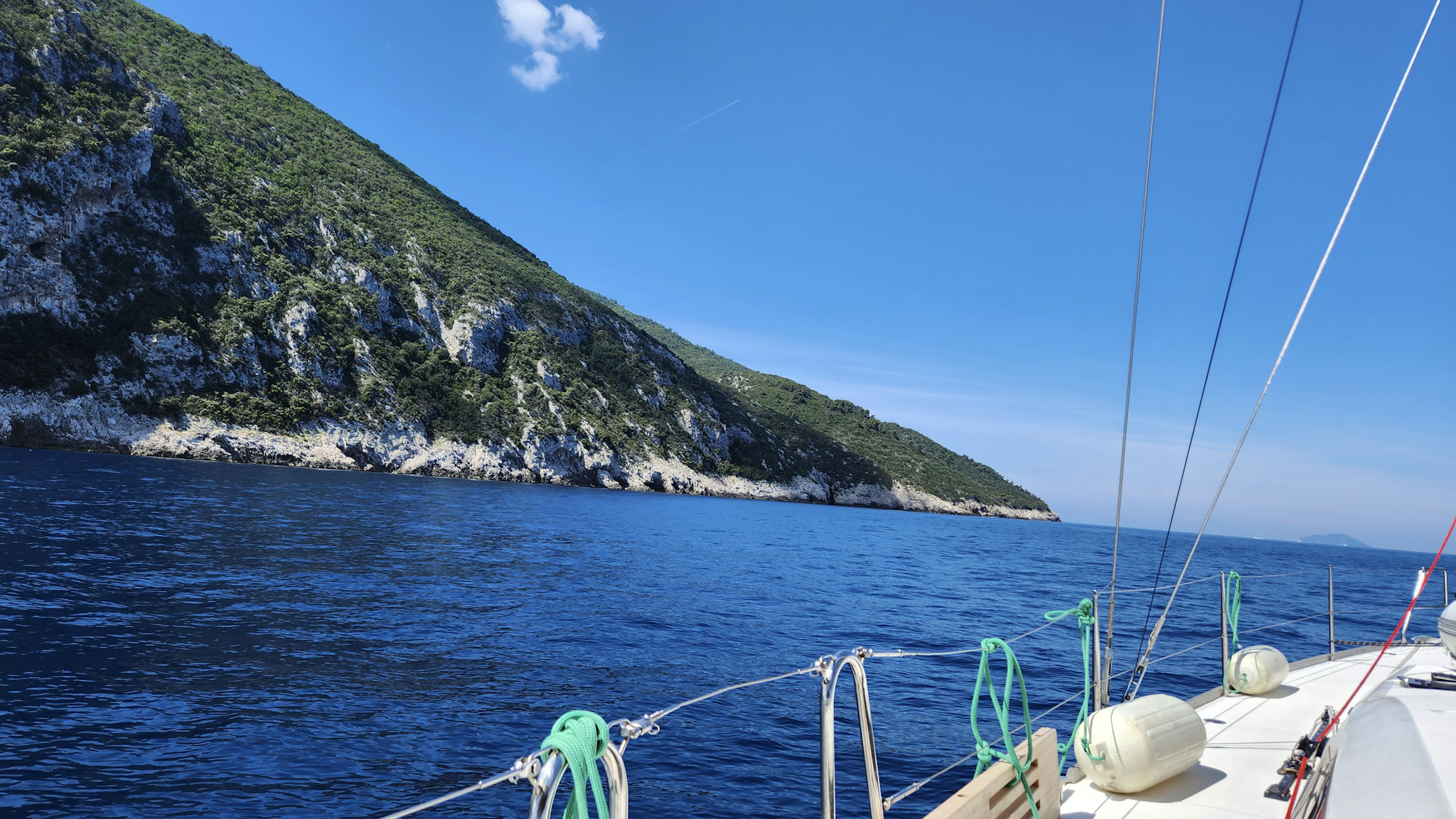 Sail Croatia 1 week trip yacht sailing in Croatia coast line